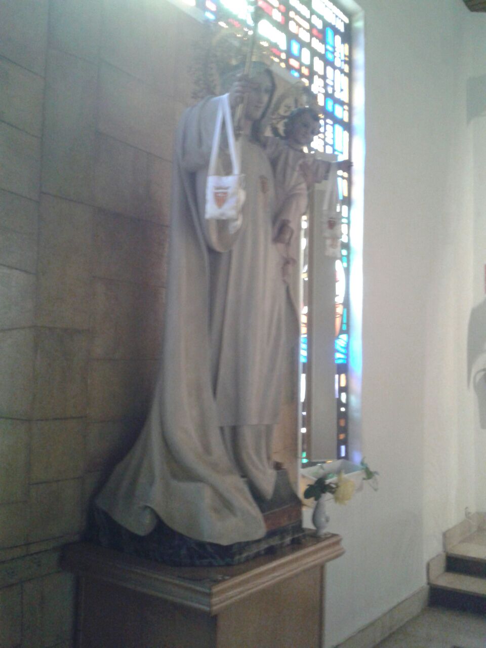 sistema de megafonia iglesia nuestra señora de merced Lerida altavoz izquierdo